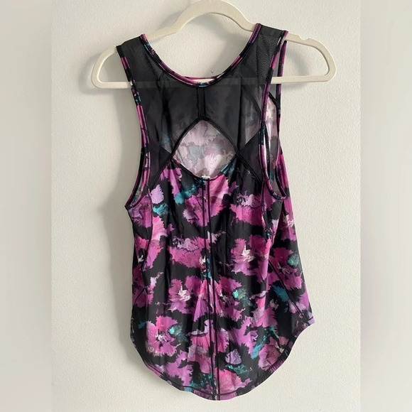 Lululemon Sculpt Tank Purple Floral Lightweight Running Training Size 2 - Picture 4 of 6